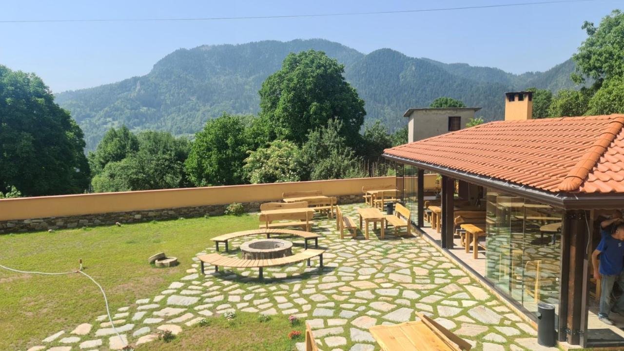 Guesthouse Nefertiti Смолян Экстерьер фото