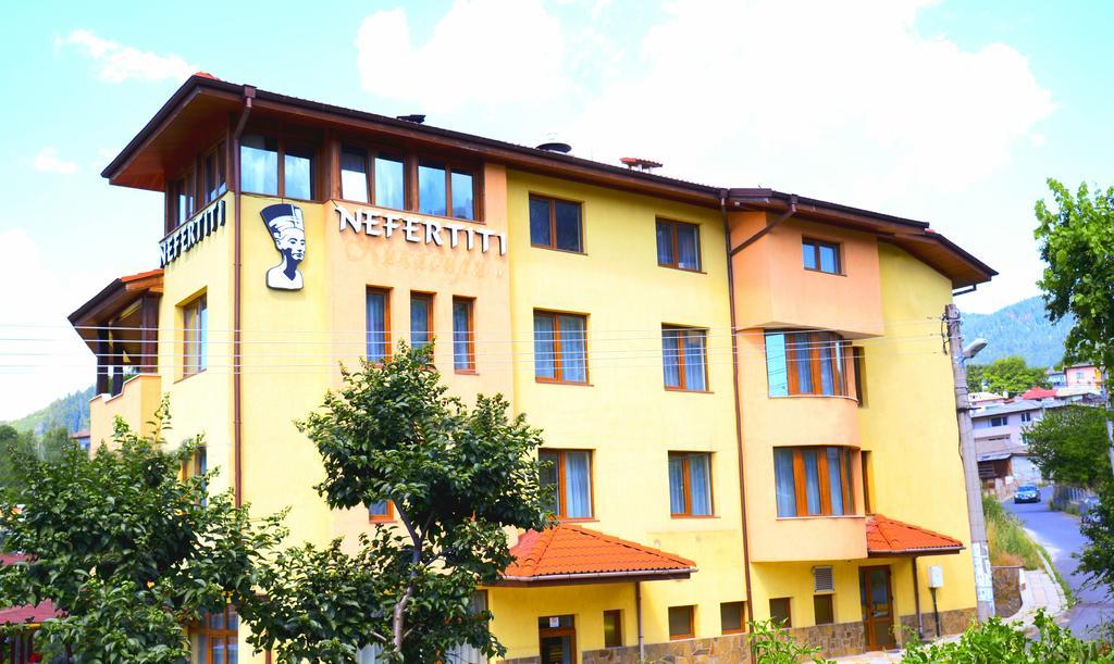 Guesthouse Nefertiti Смолян Экстерьер фото